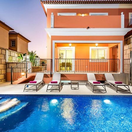 אדחה Villa Isotta By Villa Plus מראה חיצוני תמונה